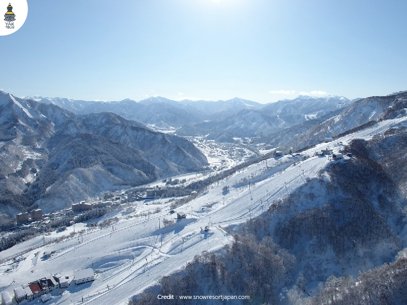 Ishiuchi Maruyama Ski Resort