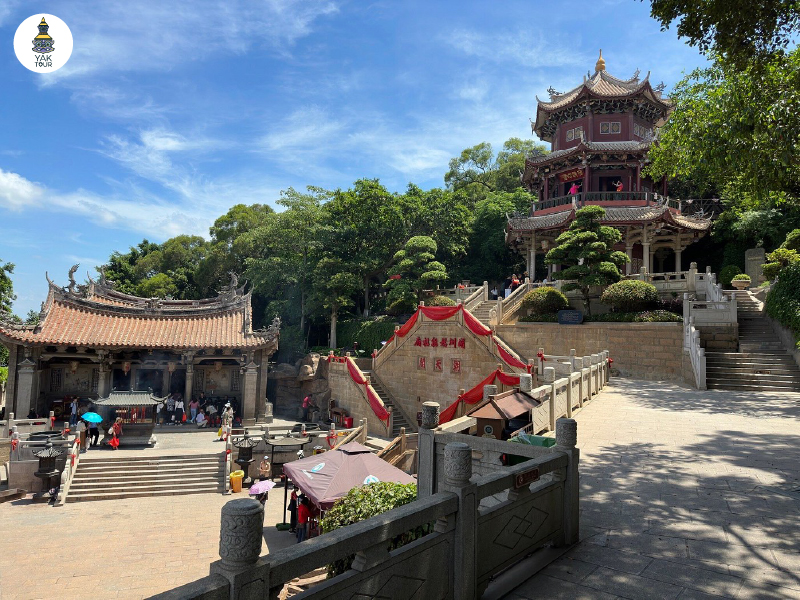 ศาลเจ้าเจ้าแม่เมี่ยวซาน สถานที่ศักดิ์สิทธิ์ในหมู่บ้านฟูหรงเจิ้น