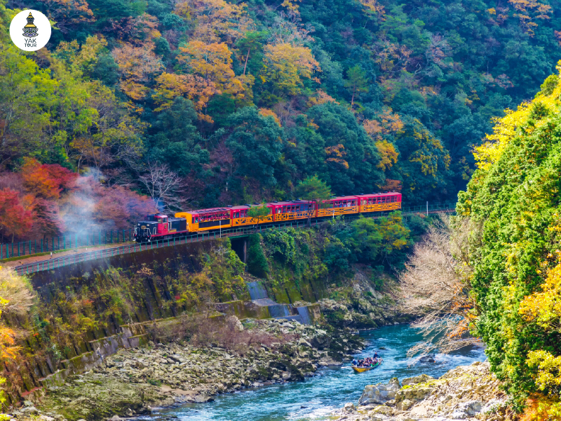 รถไฟสายโรแมนติกซากาโนะ-sagano-romantic-train รถไฟสายโรแมนติกซากาโนะ-sagano-romantic-train